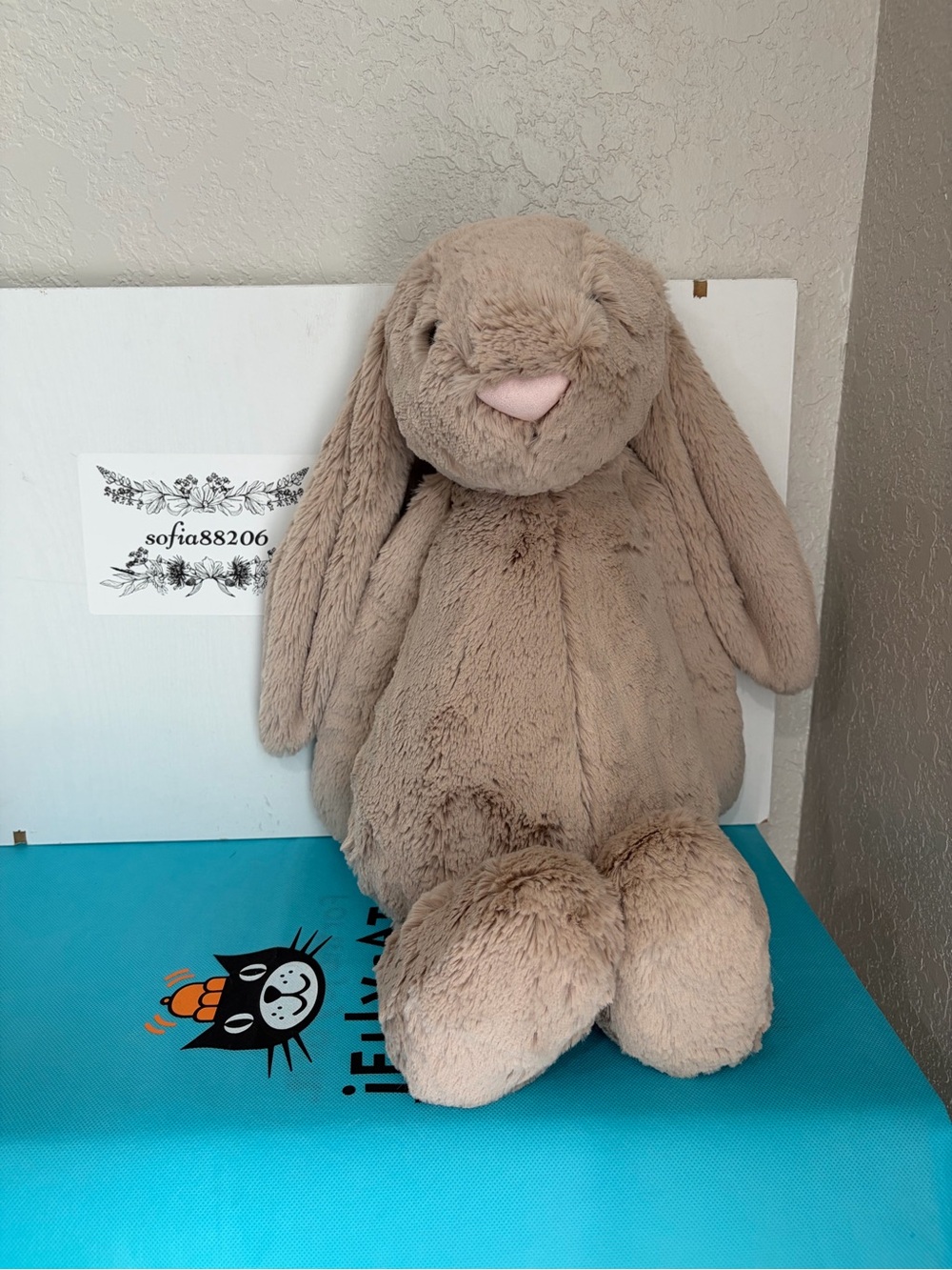 Authentic Jellycat Big Bashful Bunny Beige BAH2BH Plush with Dust Bag NWT